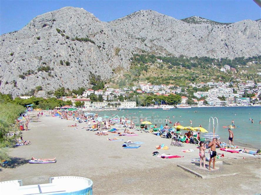 Apartment With 2 Balconies And Sea View Omiš Екстериор снимка